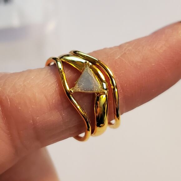 Anthropologie Modern Wavy Ring Set trio rings New with tags attached - Picture 3 of 10